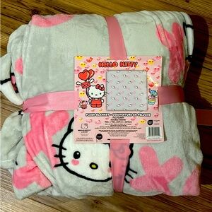 Hello Kitty Queen Blanket